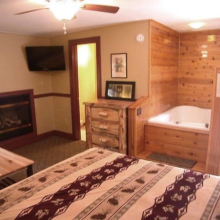 Mountaintop Lodge At Lake Naomi Pocono Pines 外观 照片